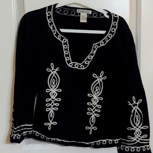 Gorgeous Linen/Cotten Embroidered Sweater